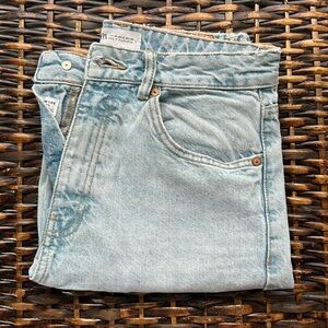 zara straight leg light wash jeans